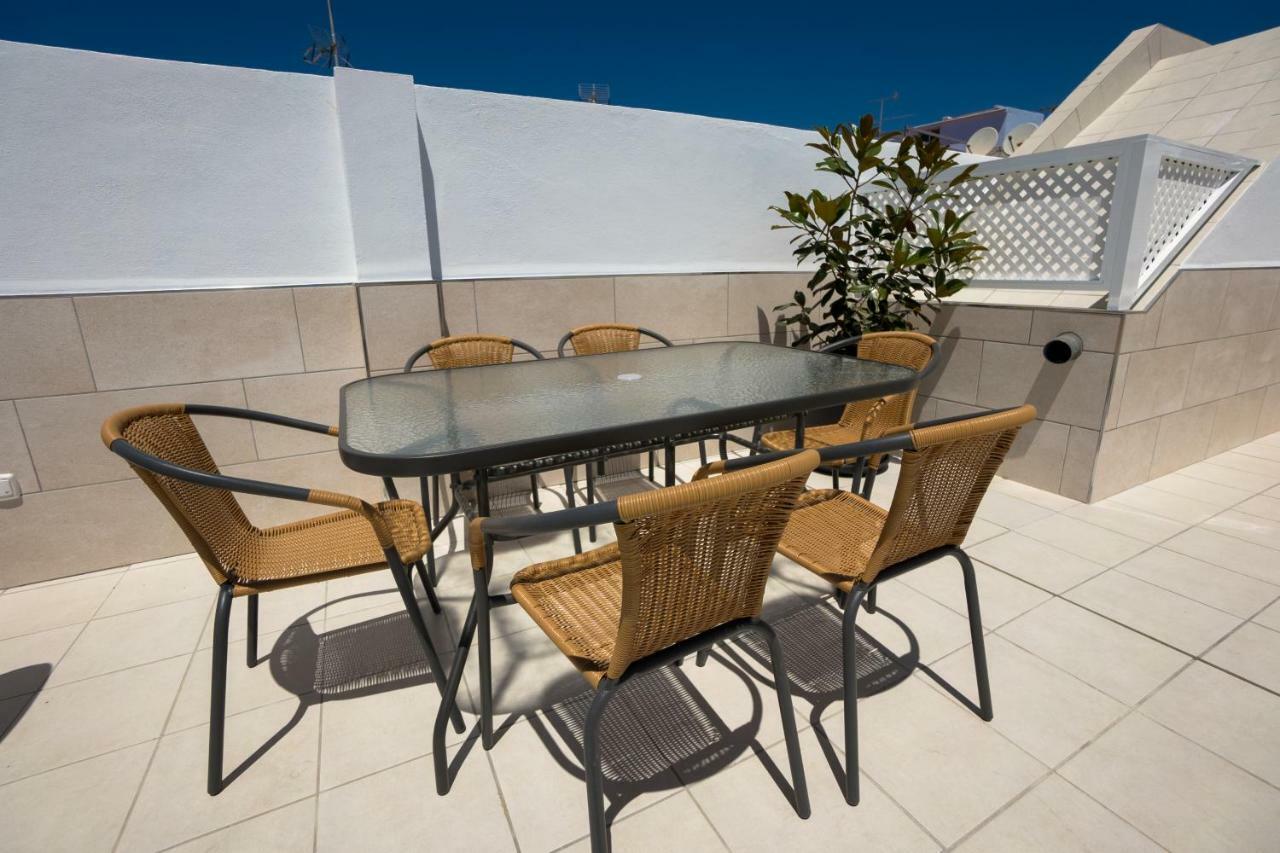 Apartamentos Mombasa 1 Planta Nerja Kültér fotó