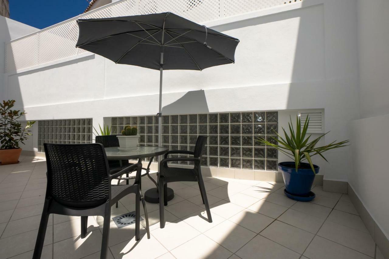 Apartamentos Mombasa 1 Planta Nerja Kültér fotó