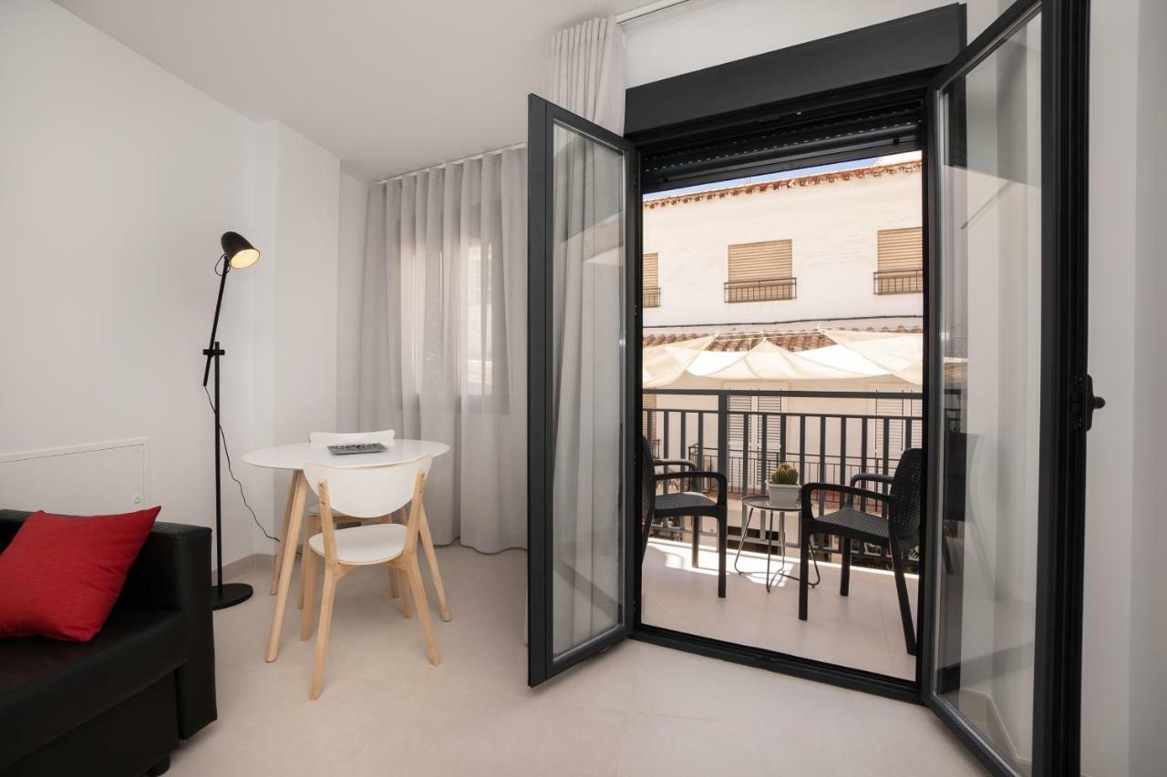 Apartamentos Mombasa 1 Planta Nerja Kültér fotó