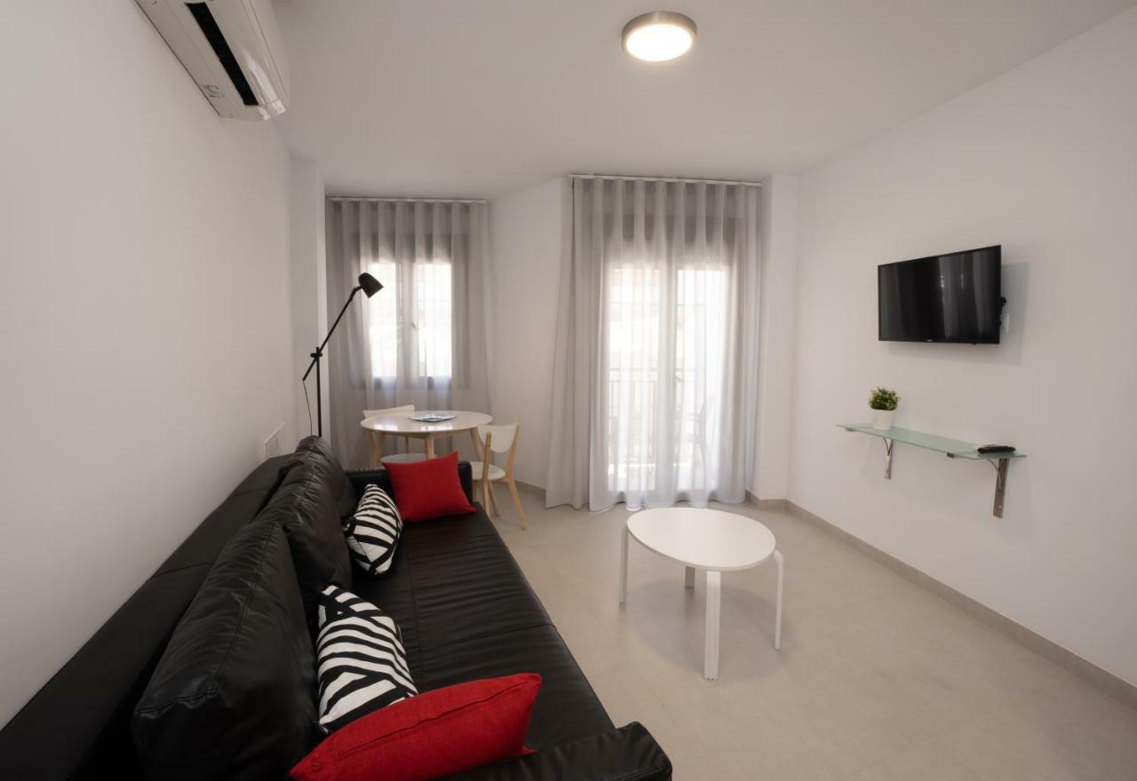 Apartamentos Mombasa 1 Planta Nerja Kültér fotó
