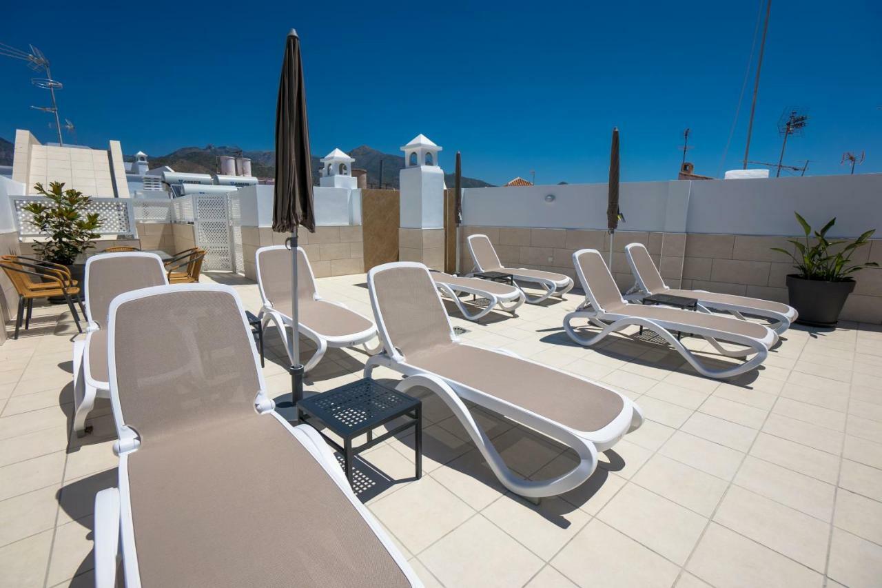 Apartamentos Mombasa 1 Planta Nerja Kültér fotó