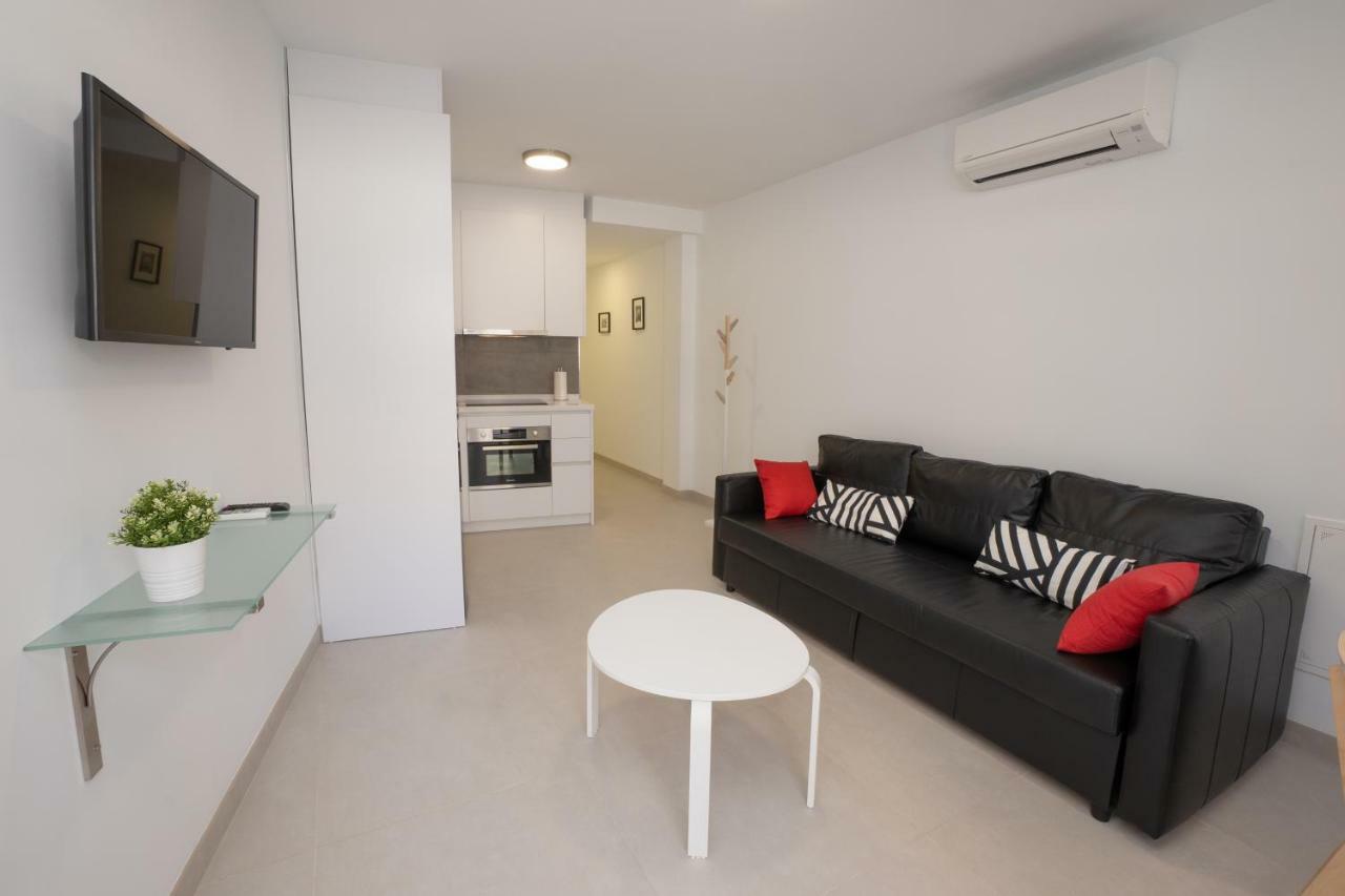 Apartamentos Mombasa 1 Planta Nerja Kültér fotó