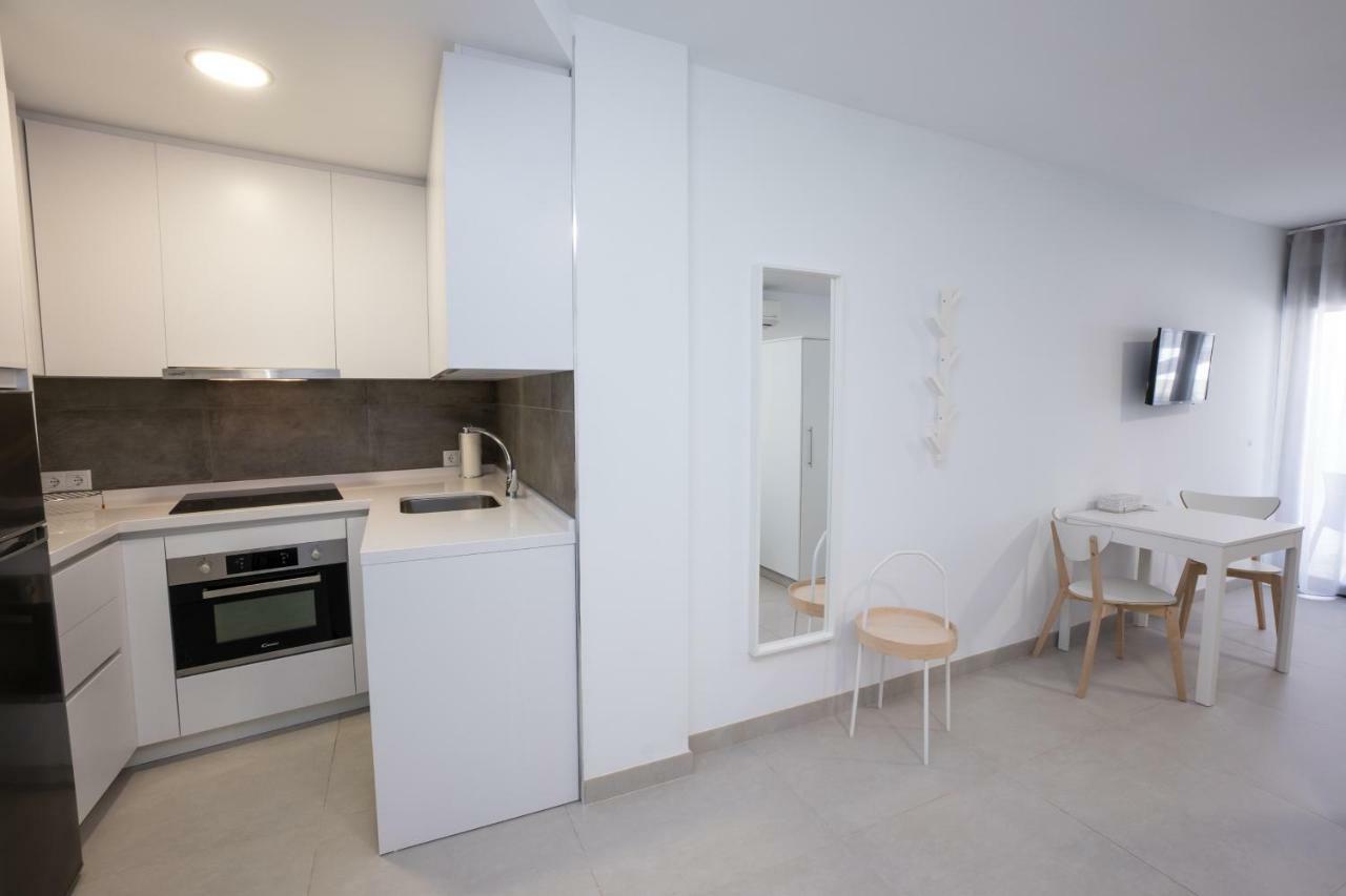 Apartamentos Mombasa 1 Planta Nerja Kültér fotó