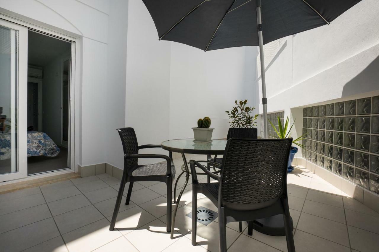Apartamentos Mombasa 1 Planta Nerja Kültér fotó