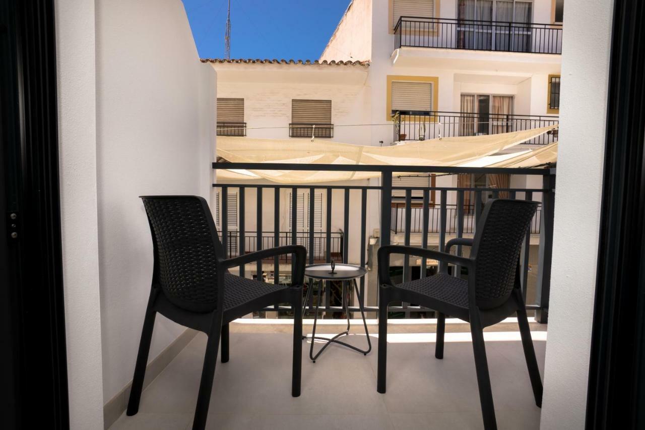 Apartamentos Mombasa 1 Planta Nerja Kültér fotó