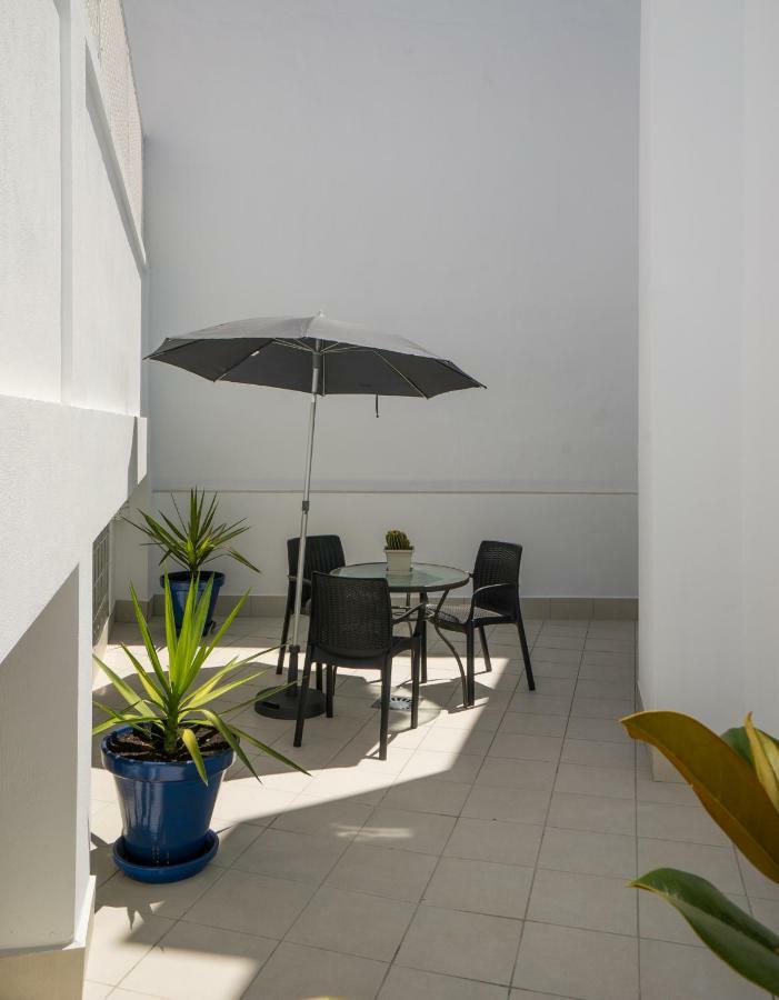 Apartamentos Mombasa 1 Planta Nerja Kültér fotó