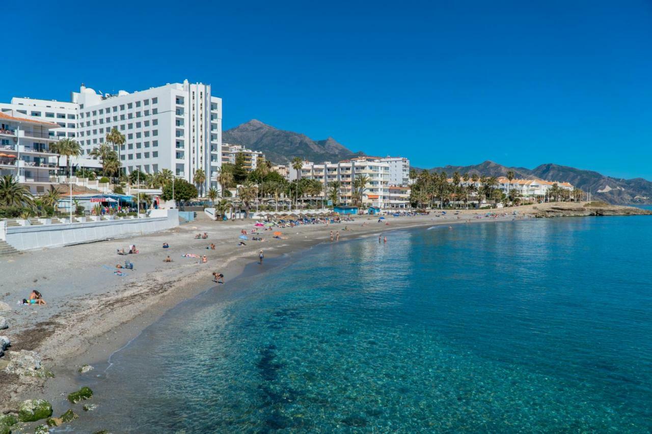 Apartamentos Mombasa 1 Planta Nerja Kültér fotó
